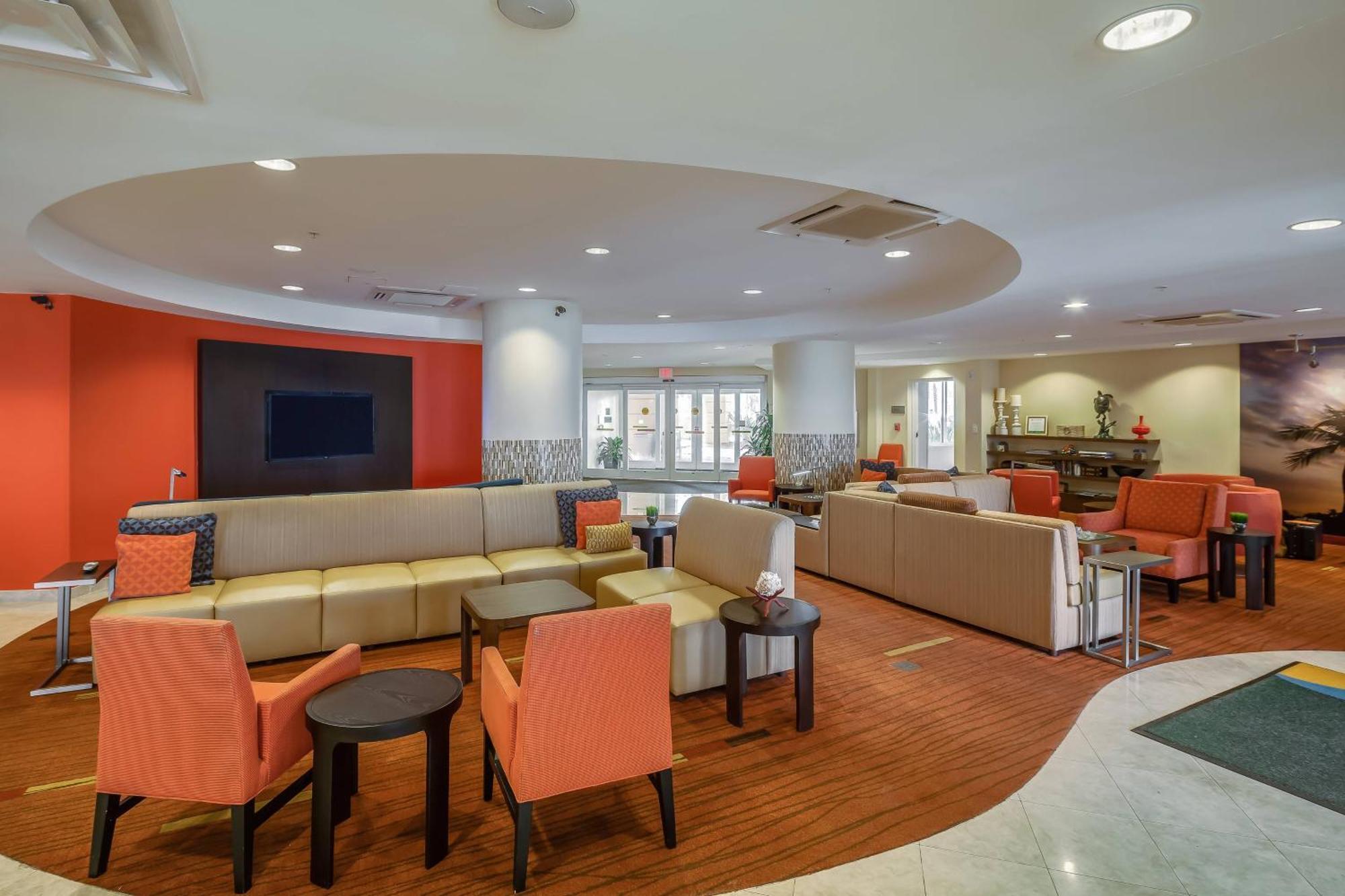 Courtyard By Marriott Jacksonville Beach Oceanfront Exterior photo