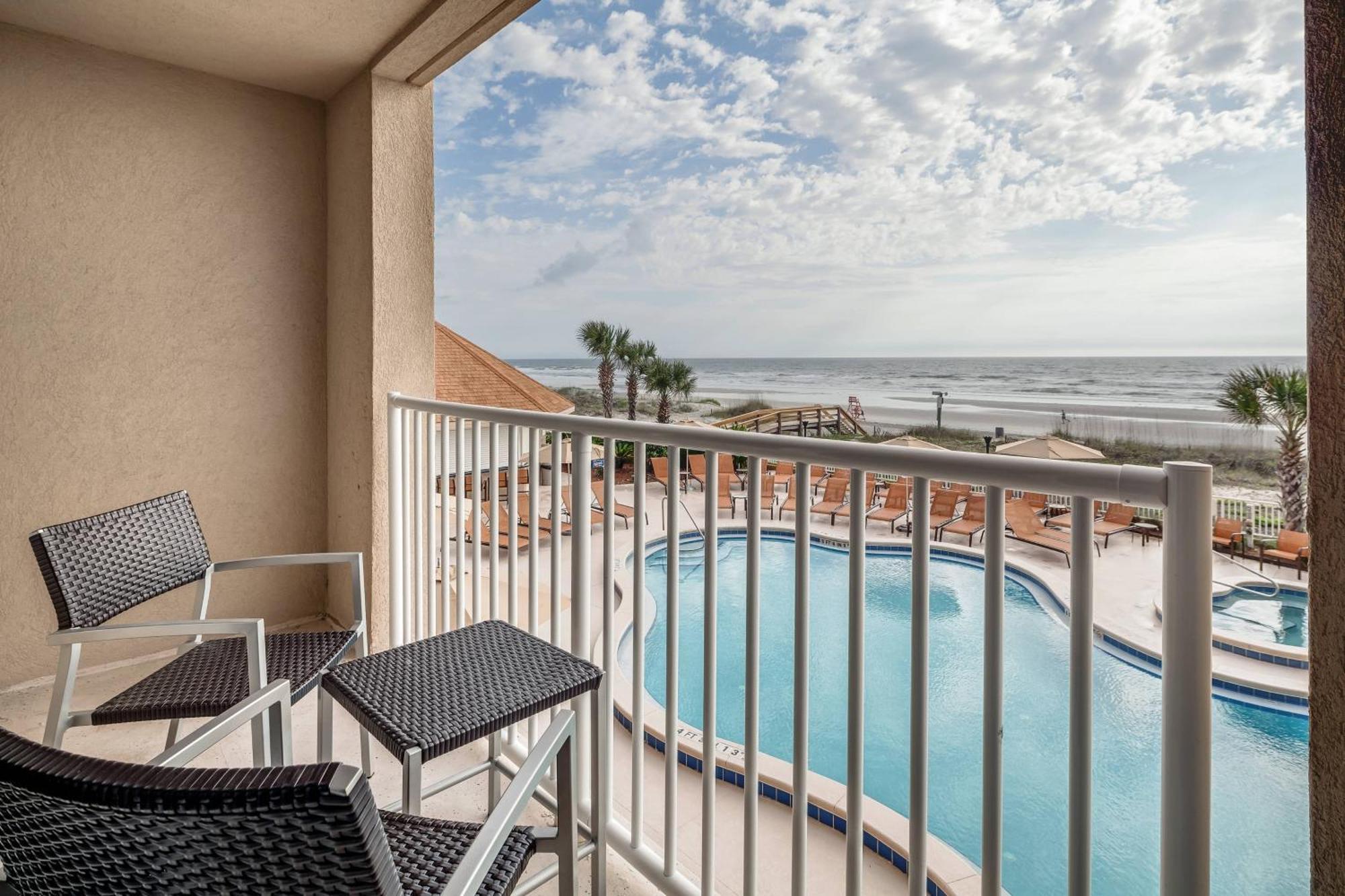 Courtyard By Marriott Jacksonville Beach Oceanfront Exterior photo