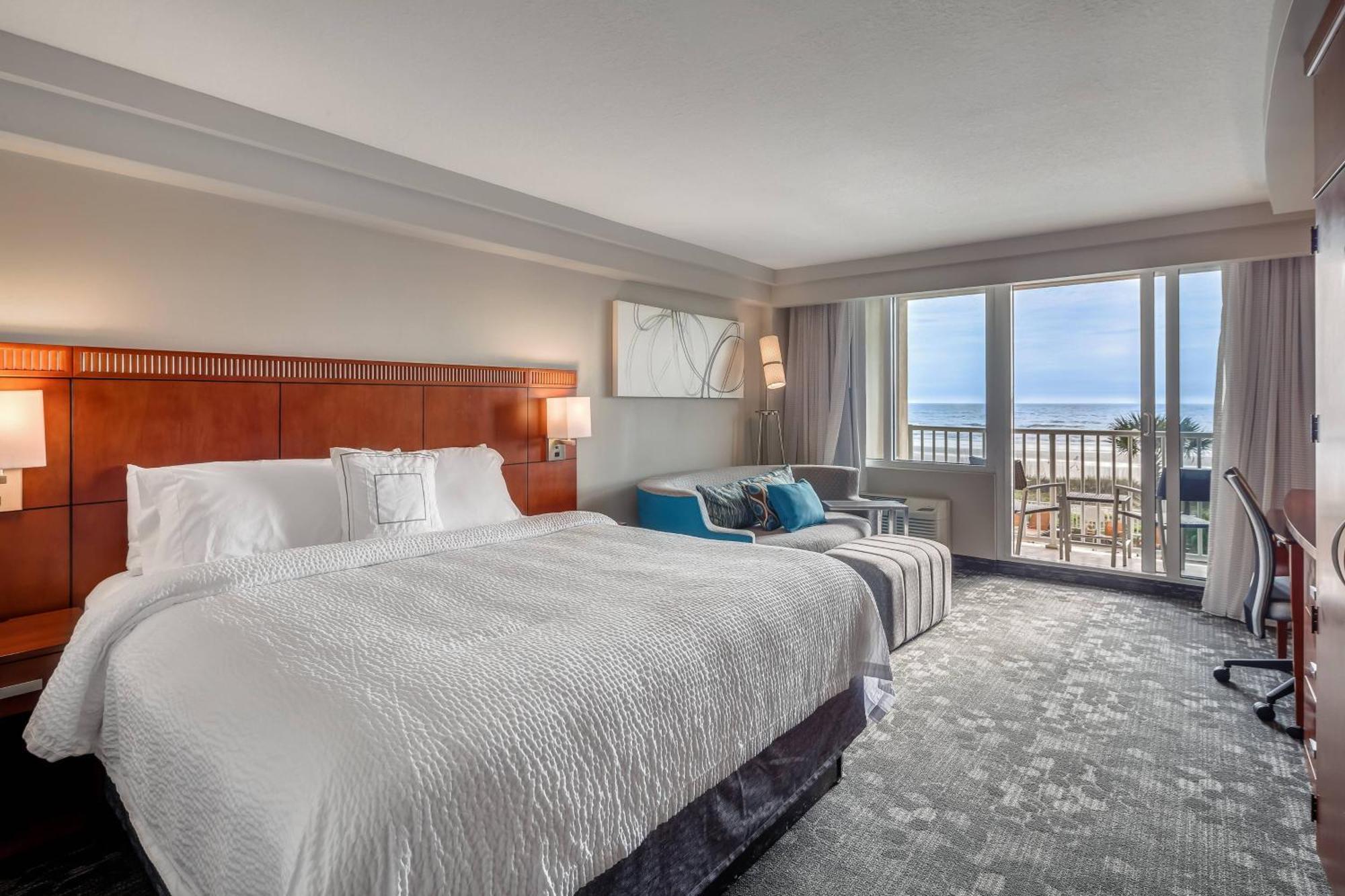 Courtyard By Marriott Jacksonville Beach Oceanfront Exterior photo